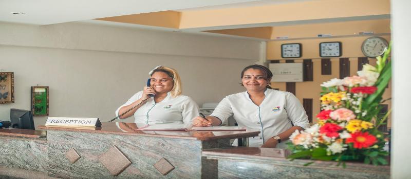 Manisa Hotel Flic en Flac Экстерьер фото