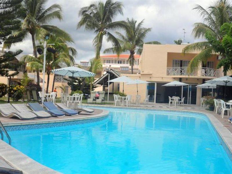 Manisa Hotel Flic en Flac Экстерьер фото