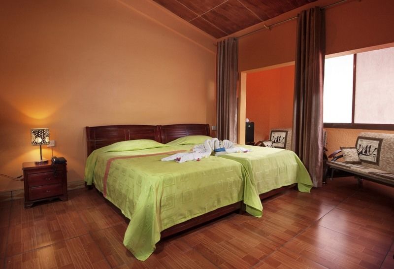 Manisa Hotel Flic en Flac Экстерьер фото